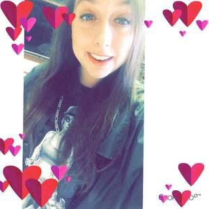 Meet your Posher, Holly